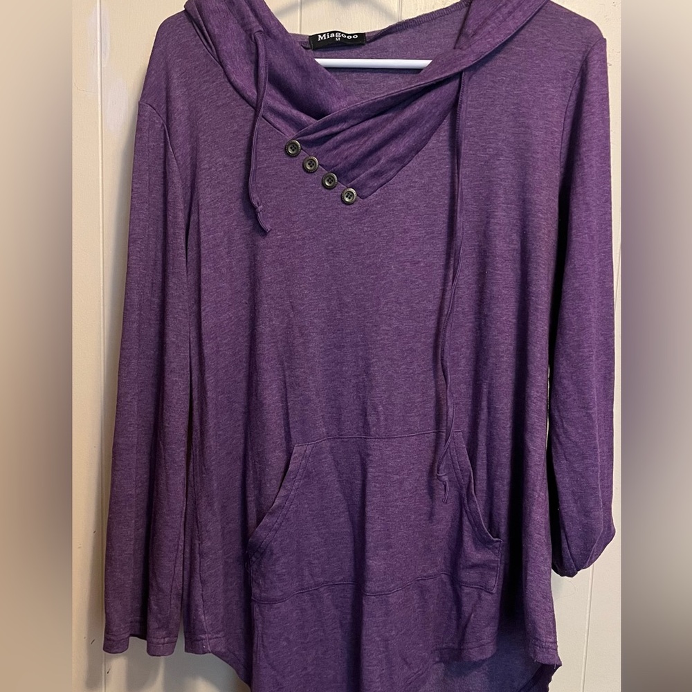 Hooded tunic